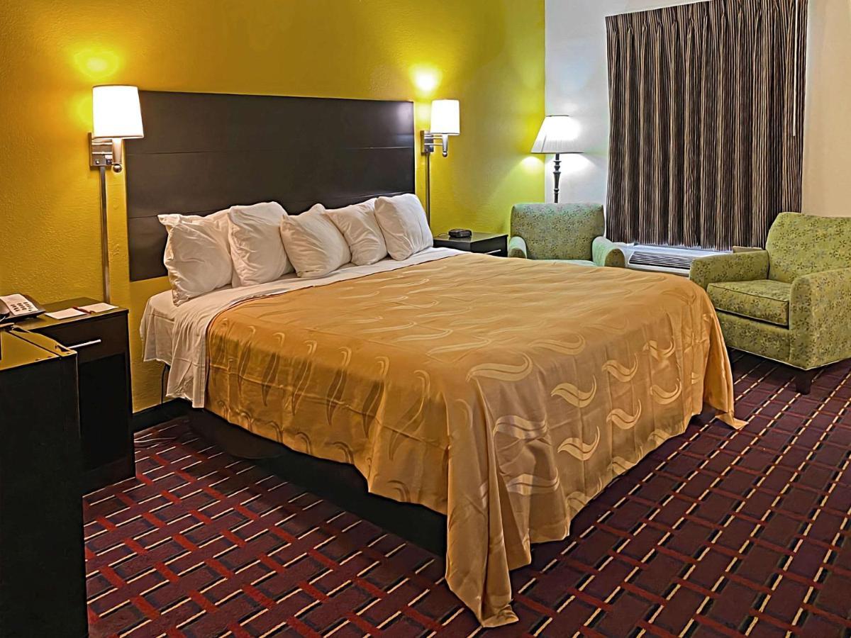 Quality Inn Henderson I-85 Exteriör bild