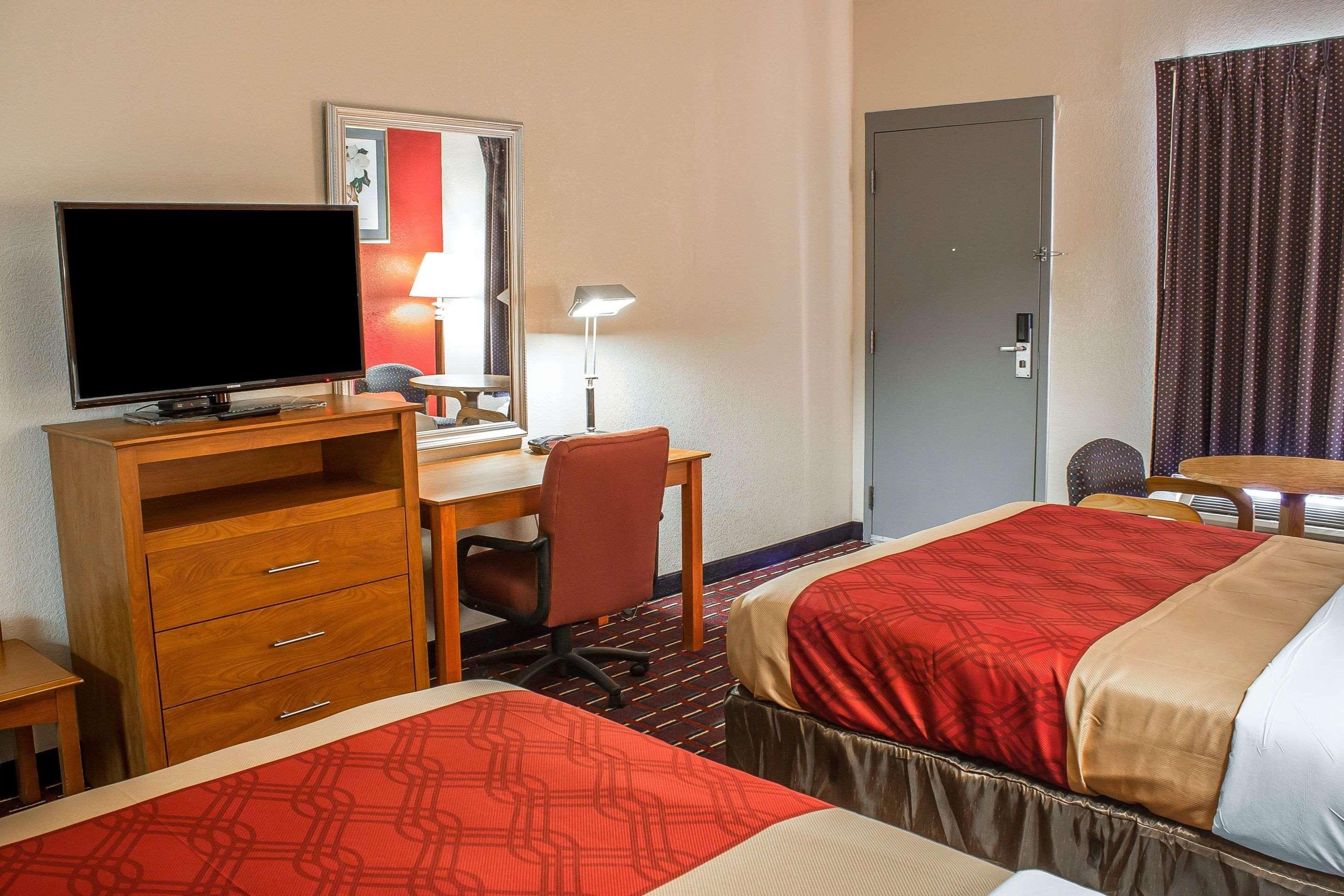 Quality Inn Henderson I-85 Exteriör bild